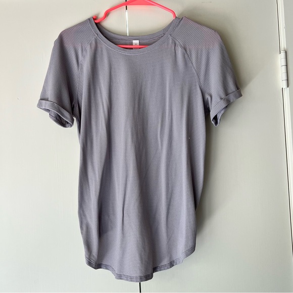 Lululemon textured short sleeve - Picture 2 of 5